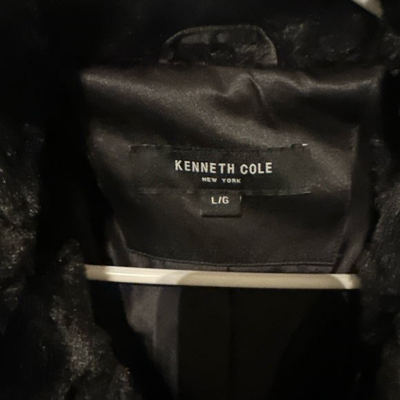 Kenneth Cole Black Teddy Jacket women’s size large. Faux fur. - Picture 8 of 8